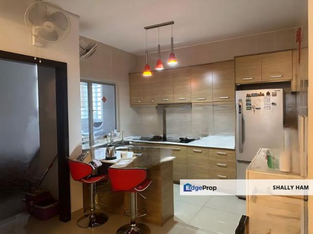 Condominium for sale in Taman Puchong Utama, Majlis Bandaraya Subang Jaya