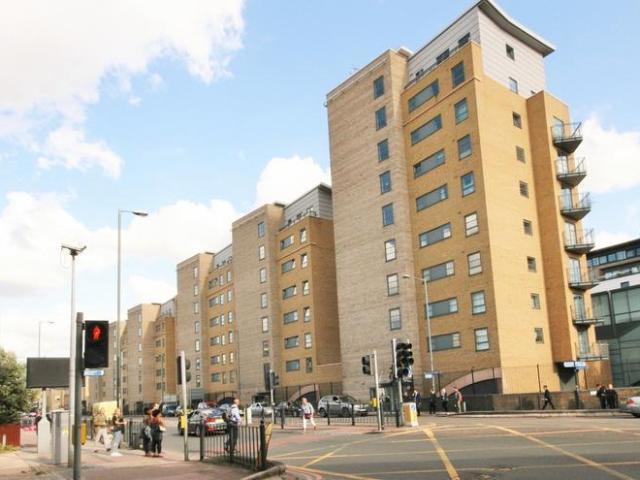 Apartment for rent in Ratcliffe, Greater London