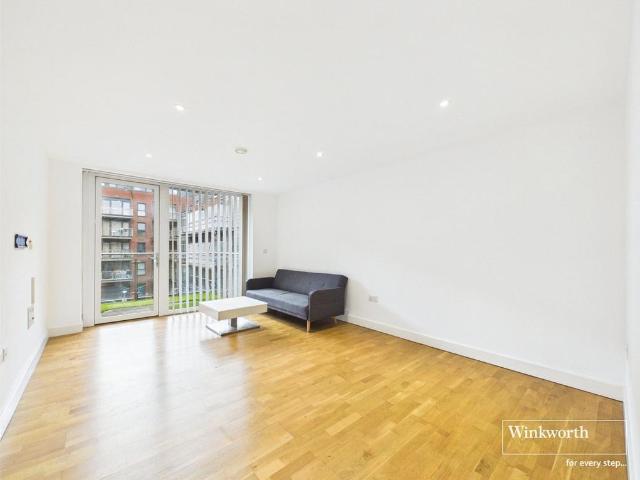 Apartment for rent in Colindale, Greater London
