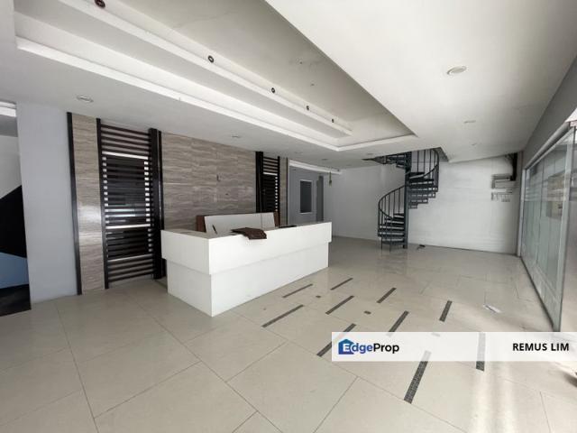 Shop for rent in Petaling, Damansara Damai