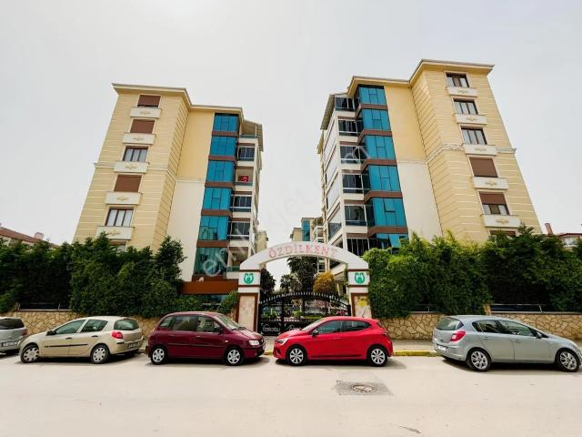 Kasaplar, Altıeylül içerisinde kiralık mülk