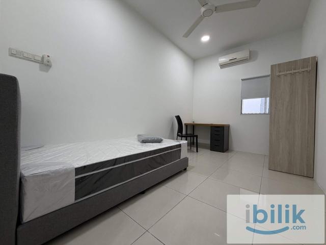 Room for rent in SS 7, Petaling Jaya