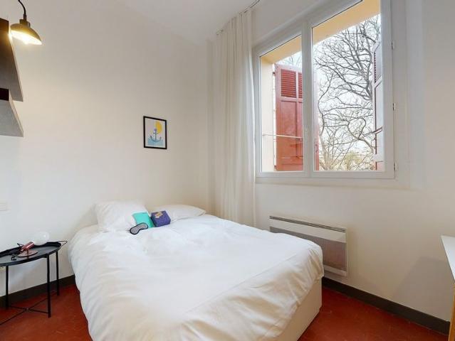 Studio location à Les Chartreux, Marseille