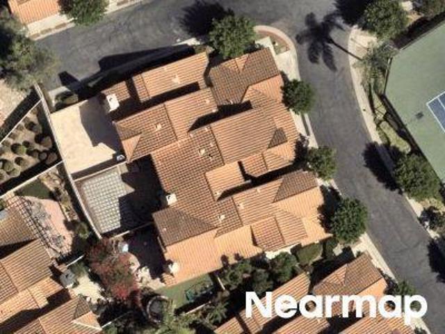 Condo for sale in Oak Park, California
