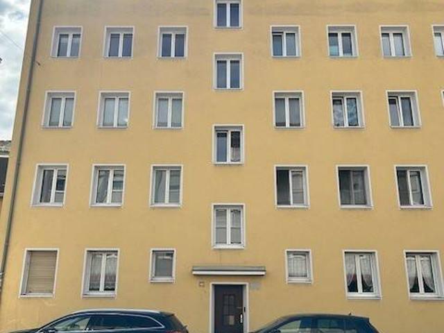 Etagenwohnung kaufen in Nürnberg