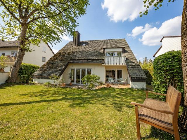 Villa kaufen in Neuhausen-Nymphenburg, München