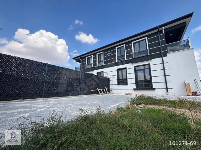 Karaaslan Mahallesi, Karatay içerisinde satılık Villa