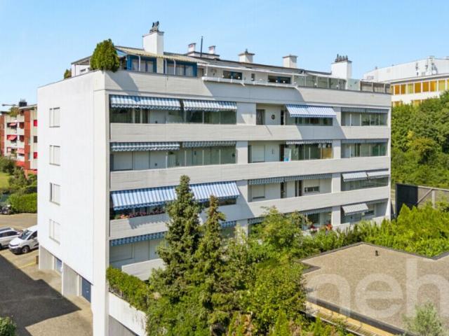 Wohnung kaufen in Opfikon, Zürich
