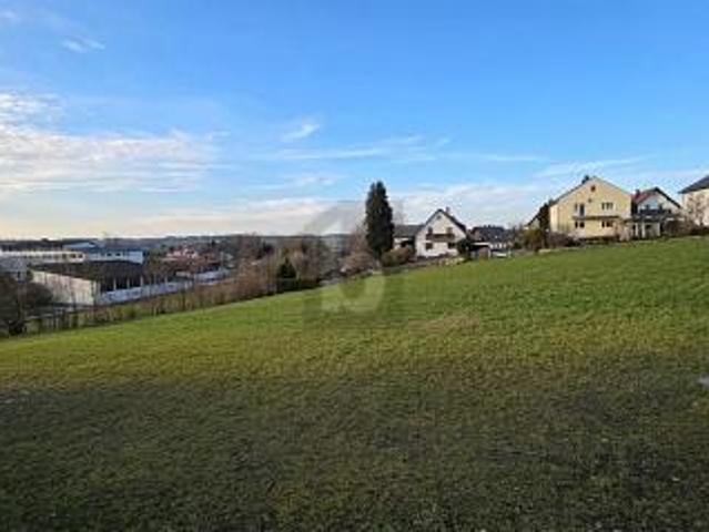 Erdgeschosswohnung kaufen in Velden, Bayern