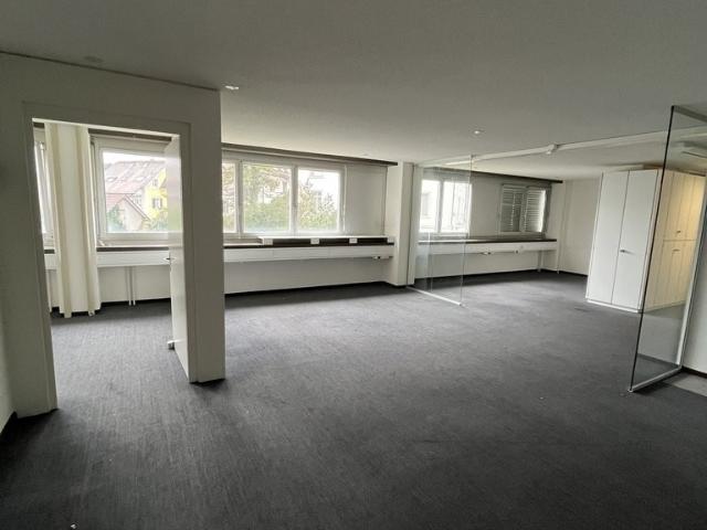Immobilie kaufen in Dietikon, Zürich