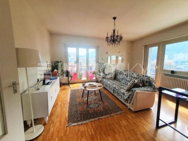 Wohnung kaufen in Chiasso, Tessin