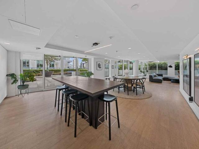 Apartment for rent in Lower Davie, Vancouver