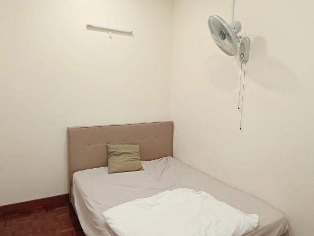 Room for rent in Petaling, Damansara Damai