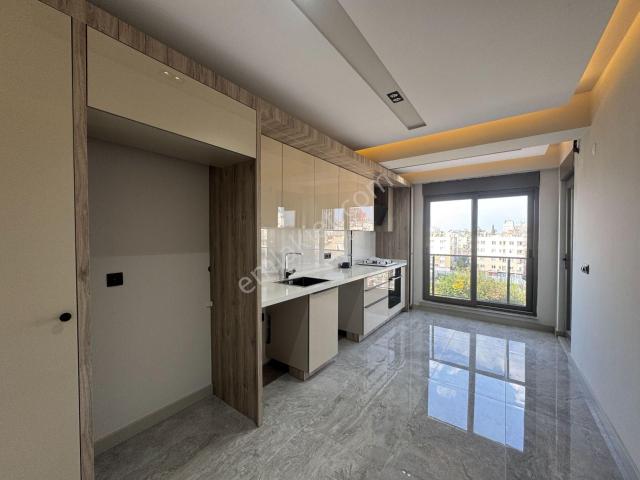 Antalya, Muratpaşa içerisinde satılık mülk