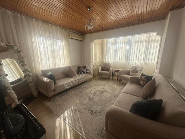 Karabağlar, İzmir içerisinde satılık mülk