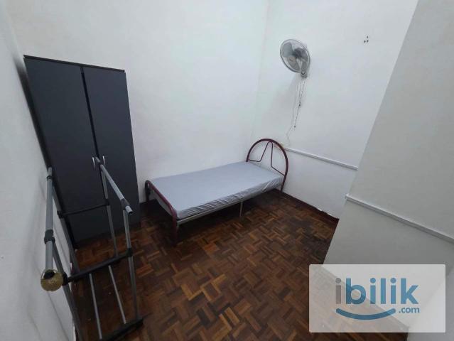 Room for rent in Petaling, Damansara Damai