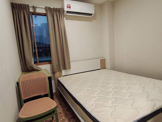 Room for rent in Country Heights Damansara, Kuala Lumpur