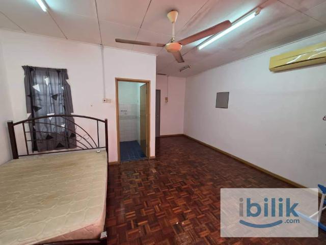 Room for rent in Petaling, Subang Jaya