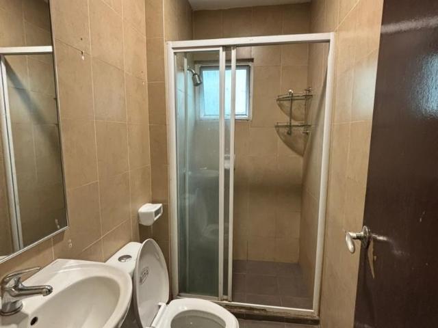Room for rent in Country Heights Damansara, Kuala Lumpur