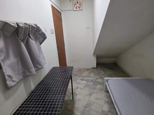 Room for rent in PJU 6, Petaling Jaya