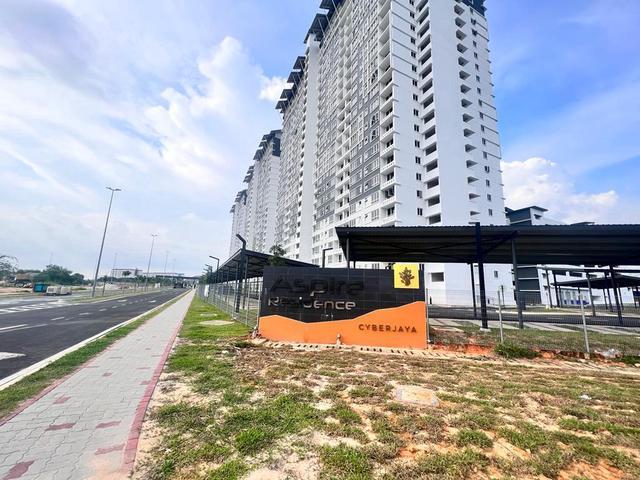 Apartment for rent in Tanjong Sepat, Selangor