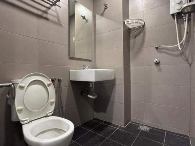 Room for rent in Country Heights Damansara, Kuala Lumpur