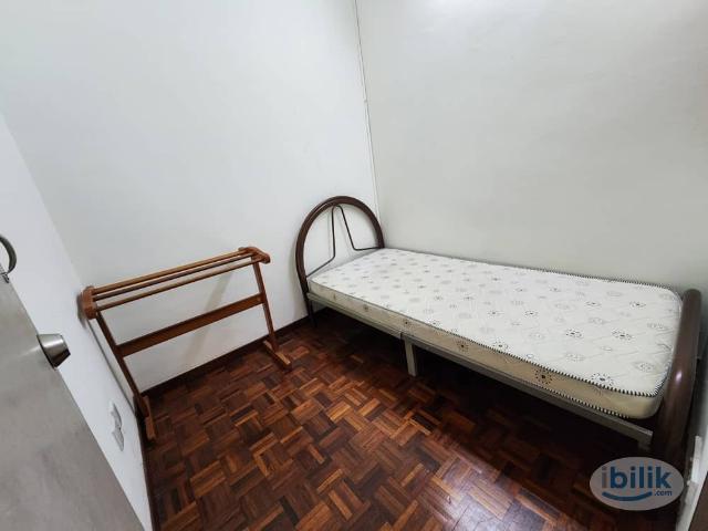 Room for rent in Petaling, Damansara Damai