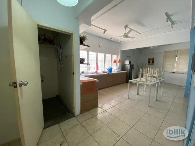 Room for rent in Country Heights Damansara, Kuala Lumpur