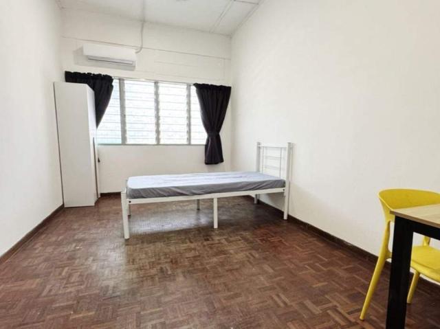 Room for rent in Kepong, Kuala Lumpur