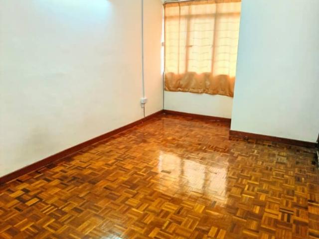 Room for rent in Petaling, Damansara Damai