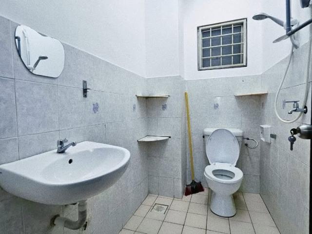 Room for rent in Petaling, Damansara Damai