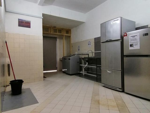 Room for rent in Petaling, Damansara Damai