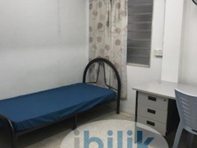 Room for rent in Petaling, Damansara Damai