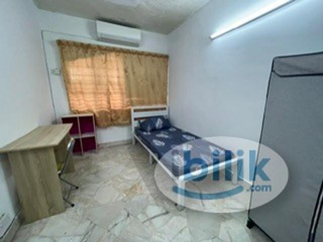 Room for rent in Petaling, Damansara Damai