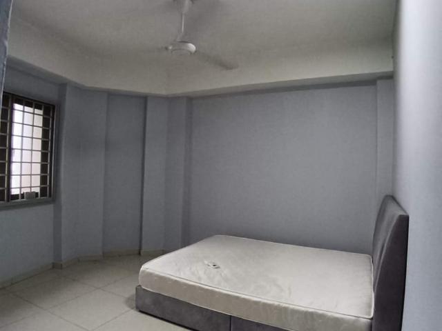 Room for rent in Country Heights Damansara, Kuala Lumpur