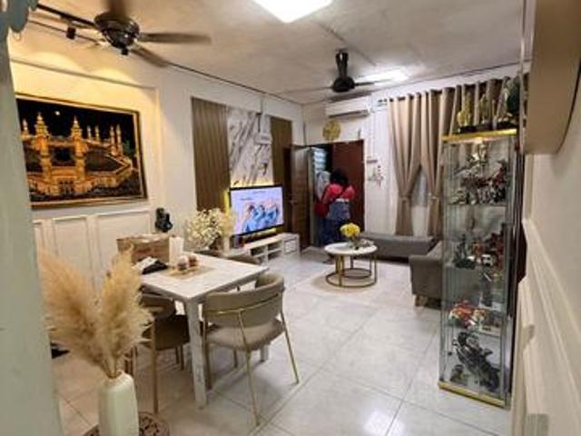 Apartment for sale in Georgetown, Penang
