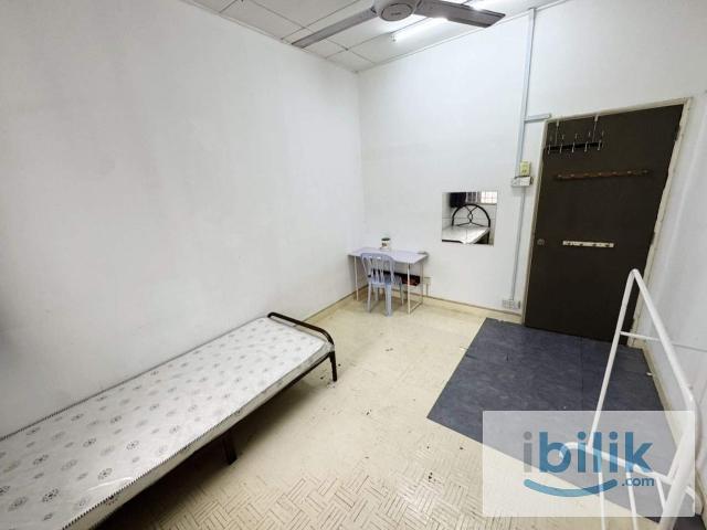 Room for rent in Petaling, Damansara Damai