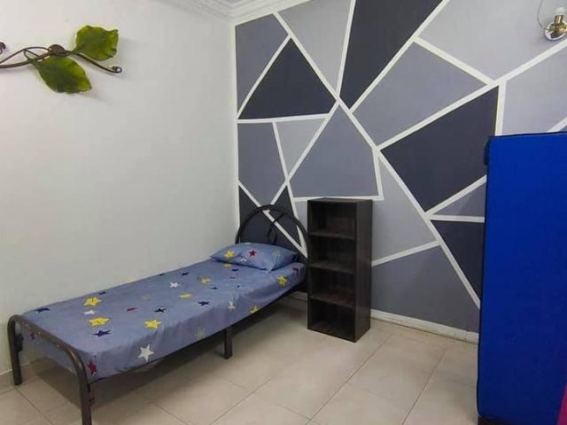 Room for rent in Petaling, Damansara Damai
