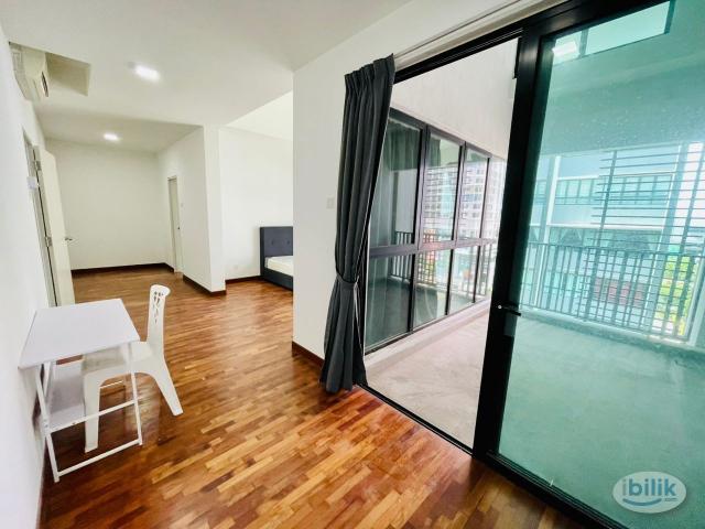 Room for rent in Petaling, Alam Impian