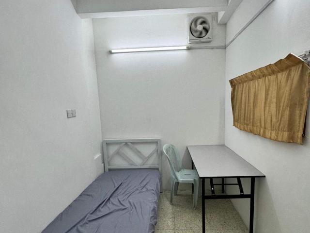 Room for rent in PJU 6, Petaling Jaya