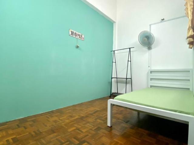 Room for rent in Petaling, Damansara Damai