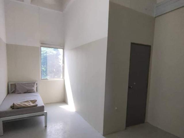 Room for rent in Petaling, Alam Impian