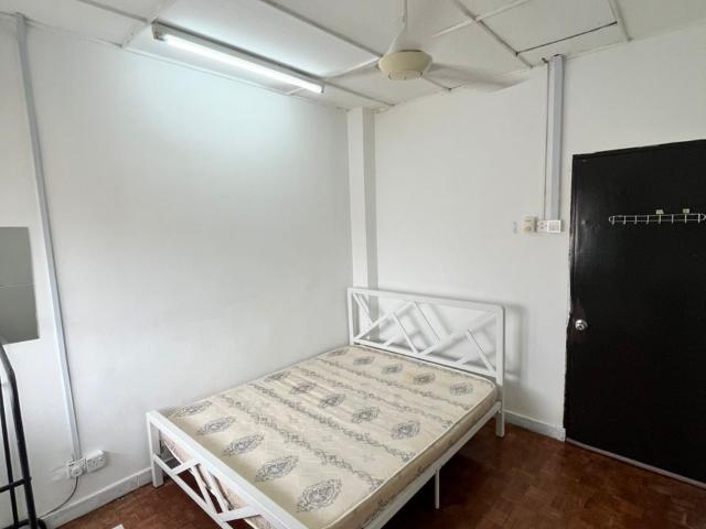 Room for rent in Petaling, Damansara Damai