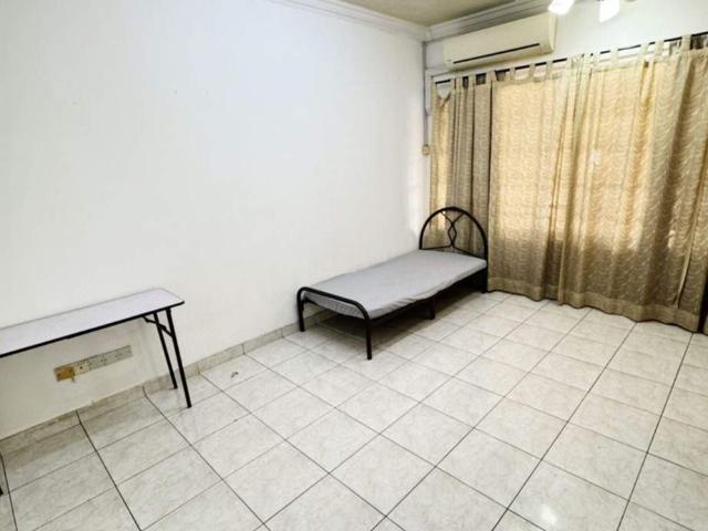 Room for rent in Petaling, Damansara Damai