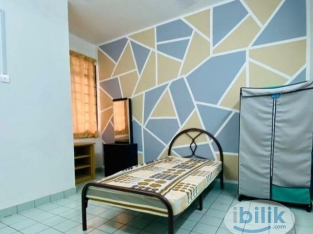 Room for rent in Petaling, Damansara Damai