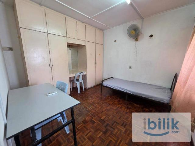 Room for rent in Country Heights Damansara, Kuala Lumpur