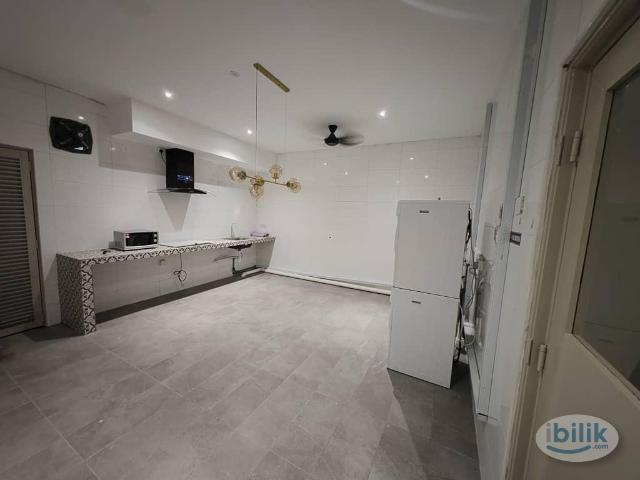 Room for rent in Country Heights Damansara, Kuala Lumpur