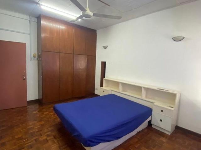 Room for rent in Petaling, Damansara Damai