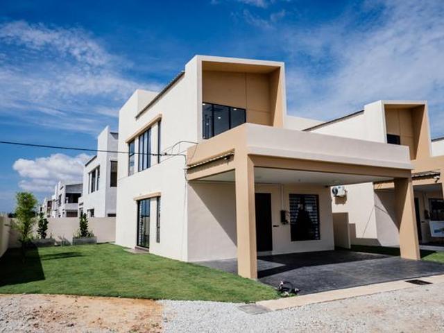Bungalow for sale in Lunas, Kedah