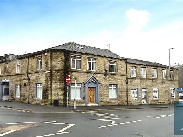 House for rent in Huddersfield, West Yorkshire